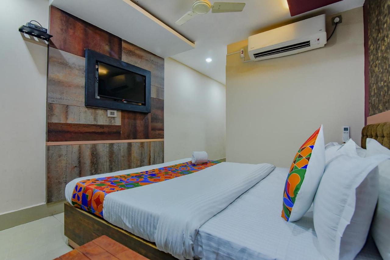 Fabhotel Middleton Desire - Nr Niladri Vihar Square Bhubaneswar Zewnętrze zdjęcie