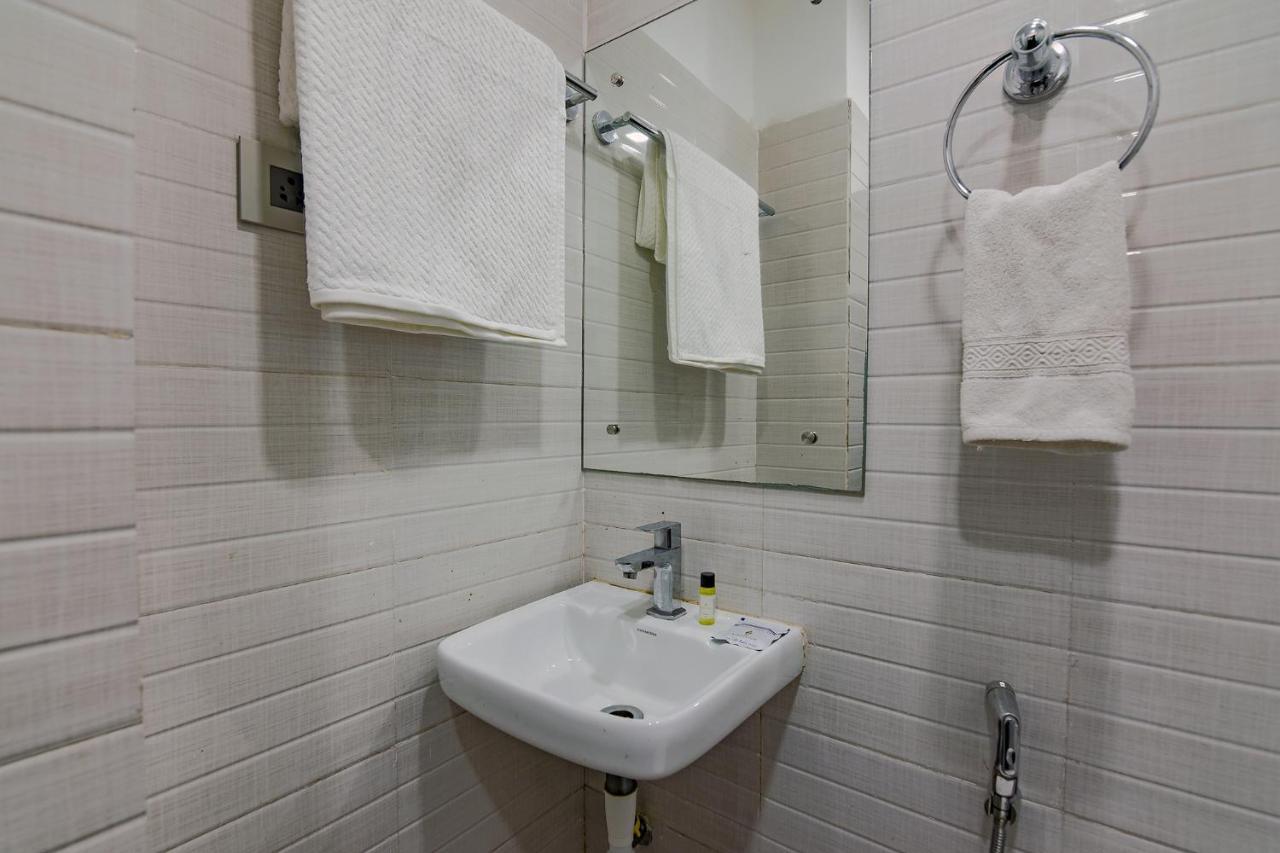 Fabhotel Middleton Desire - Nr Niladri Vihar Square Bhubaneswar Zewnętrze zdjęcie