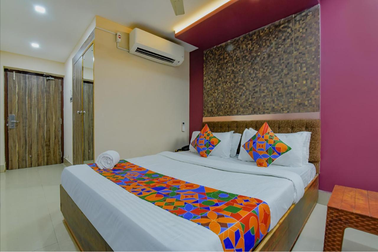 Fabhotel Middleton Desire - Nr Niladri Vihar Square Bhubaneswar Zewnętrze zdjęcie