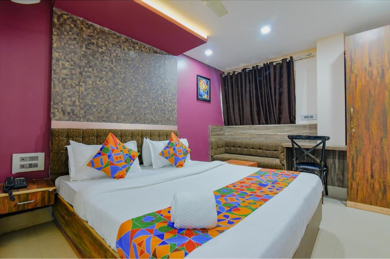 Fabhotel Middleton Desire - Nr Niladri Vihar Square Bhubaneswar Zewnętrze zdjęcie